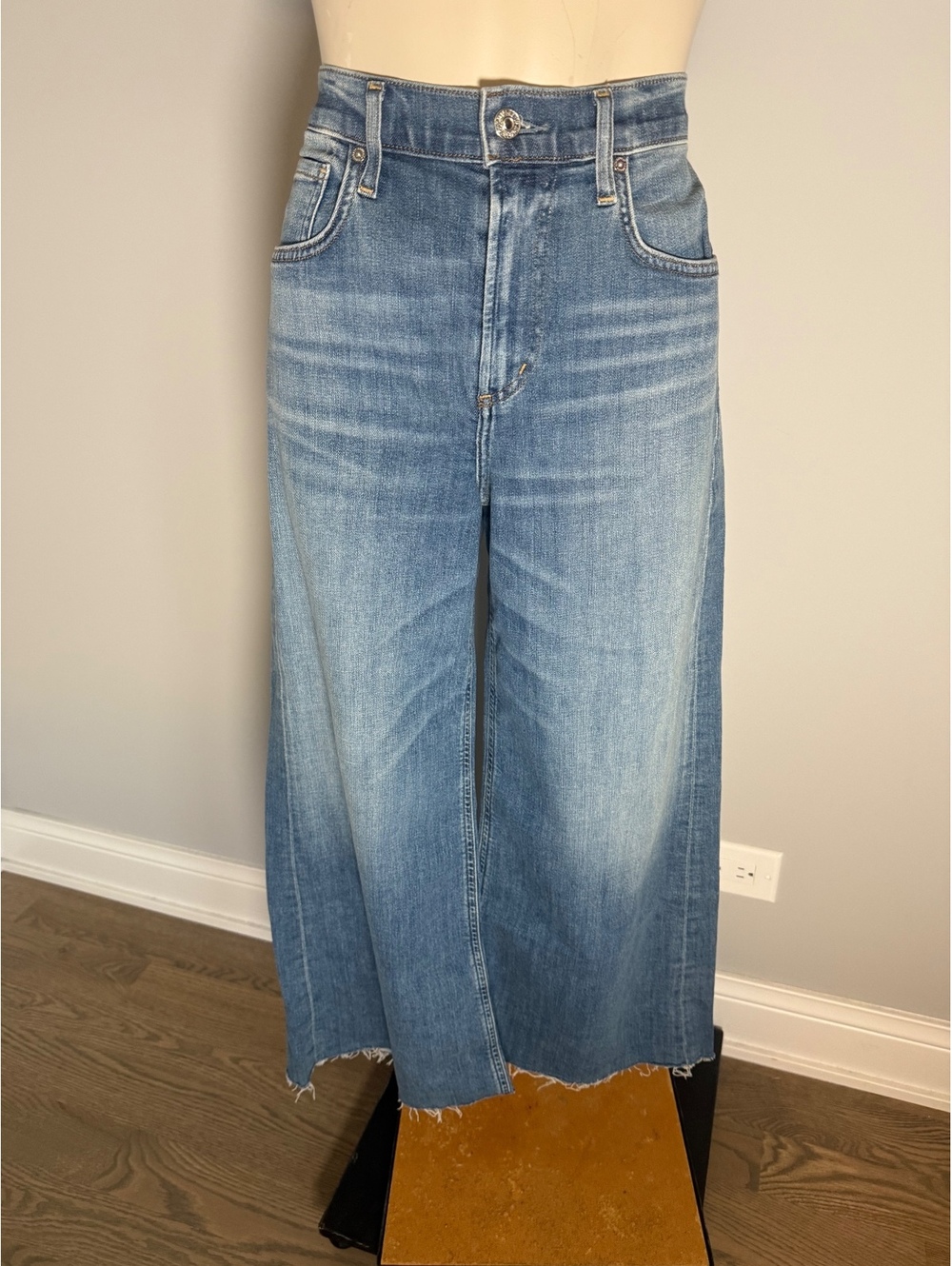 Citizens of Humanity Women's Wide-Leg Cropped Jeans Size 27 Light Blue